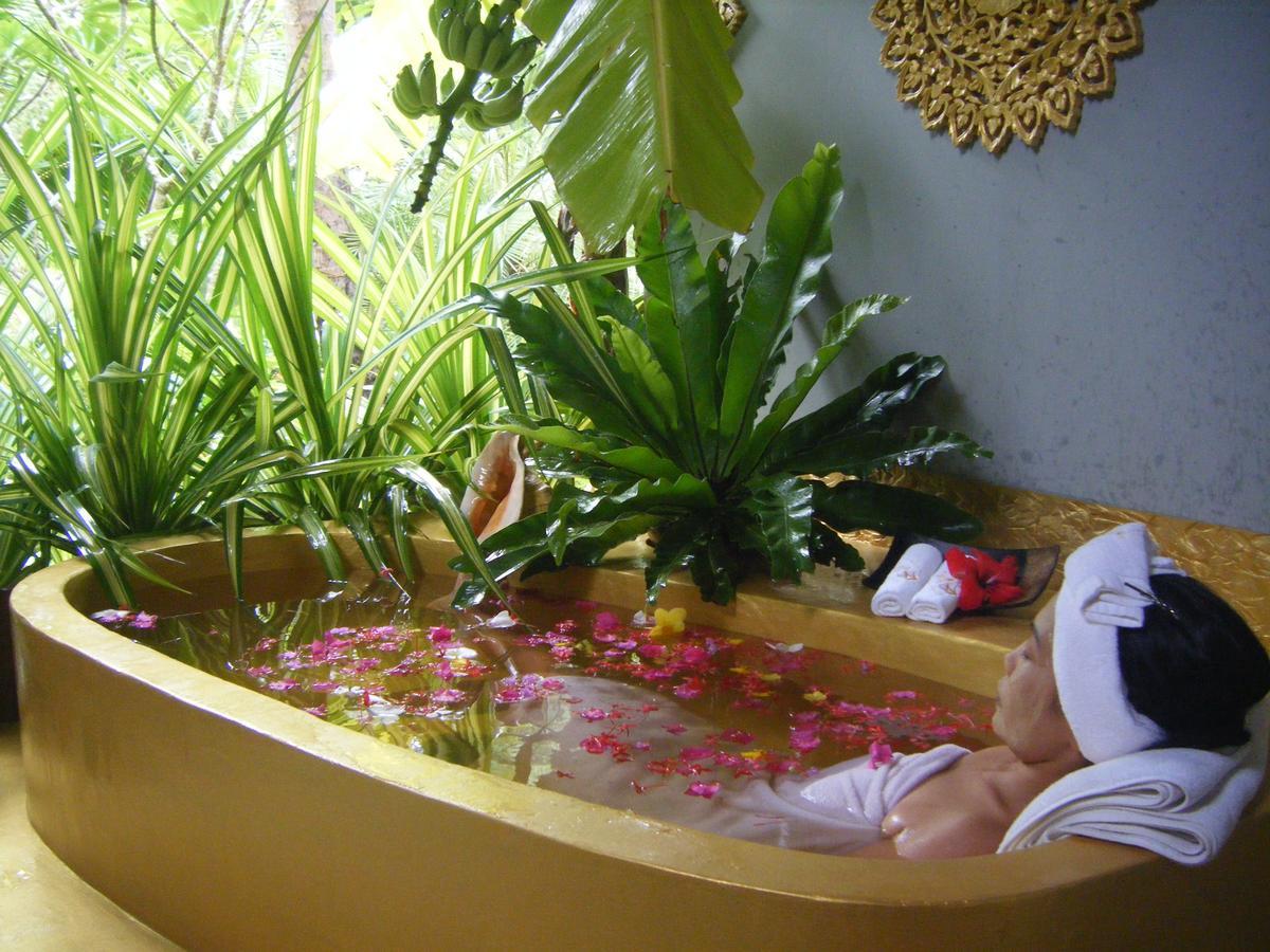 Noble Crown Resort & Spa Ко-Ланта Екстер'єр фото